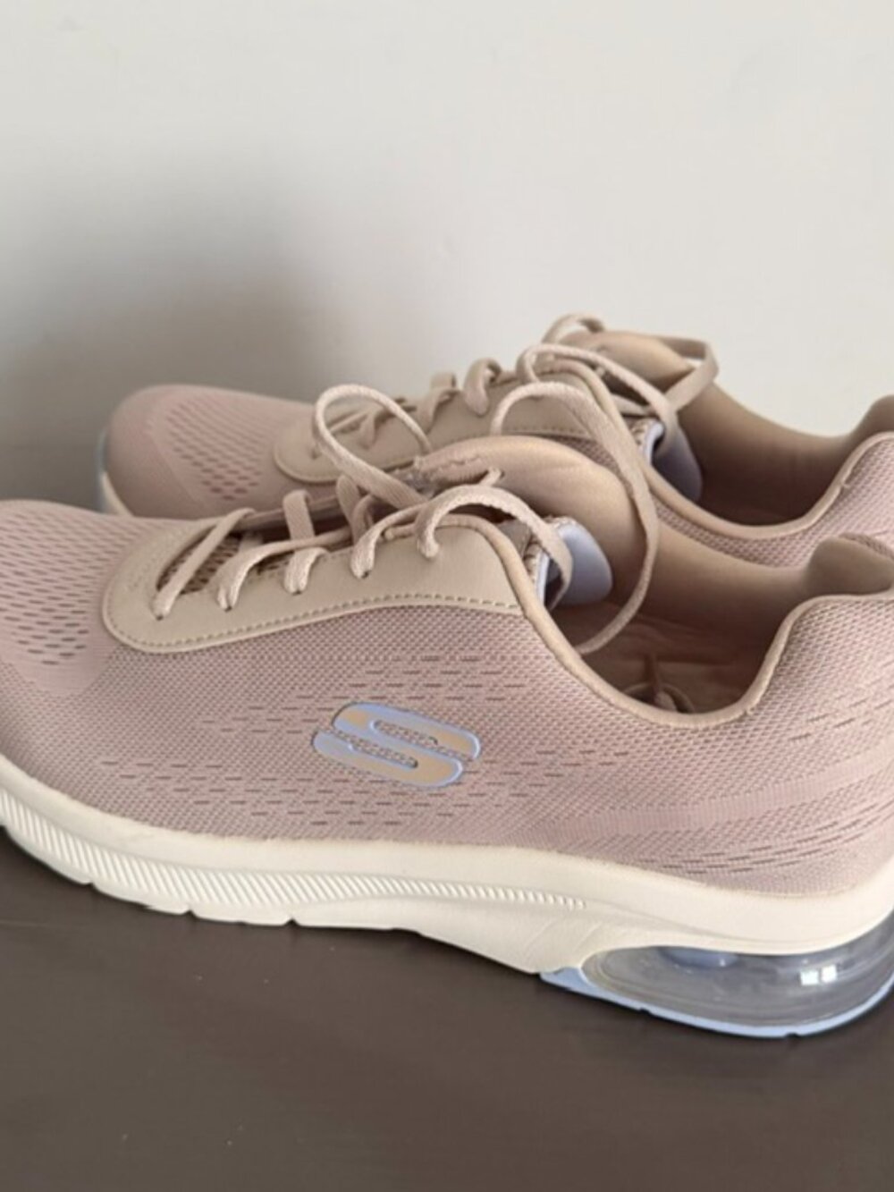NEW Skechers Memory Foam Athletic Sneakers - Comfort Walk Shoes - Never Worn